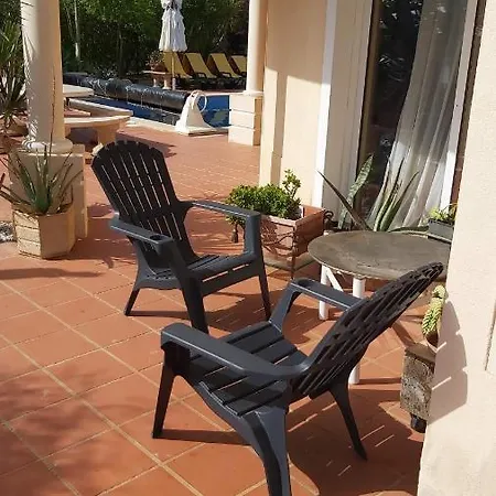 Villa Oceanfront - 8 Rooms, 2 Kitchens With Pool, Billiard Table And Beach-volleyball Court Carvoeiro (Lagoa)