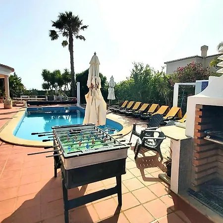 Algarve One - 8 Rooms, 2 Kitchens, Private Pool, Billiard Table And Beach-Volleyball Court 빌라 *