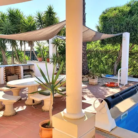 Algarve One - 8 Rooms, 2 Kitchens, Private Pool, Billiard Table And Beach-Volleyball Court 빌라 카르보에이루