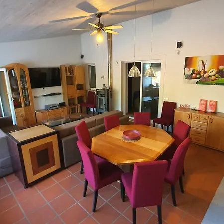 빌라 Algarve One - 8 Rooms, 2 Kitchens, Private Pool, Billiard Table And Beach-Volleyball Court 카르보에이루