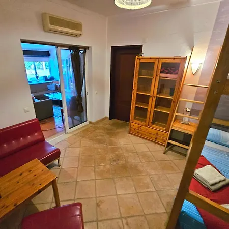 Villa Oceanfront - 8 Rooms, 2 Kitchens With Pool, Billiard Table And Beach-volleyball Court Carvoeiro (Lagoa)
