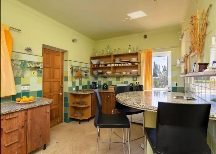 Oceanfront - 8 Rooms, 2 Kitchens With Pool, Billiard Table And Beach-volleyball Court Villa