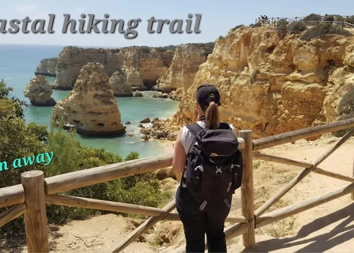 Oceanfront - 8 Rooms, 2 Kitchens With Pool, Billiard Table And Beach-volleyball Court Villa Carvoeiro (Lagoa)