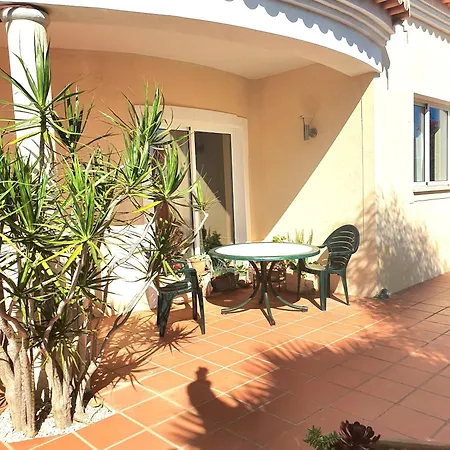 Oceanfront - 8 Rooms, 2 Kitchens With Pool, Billiard Table And Beach-volleyball Court * Carvoeiro (Lagoa)